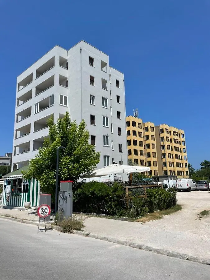 Апартаменты Al Mare 2 Лидо-Адриано